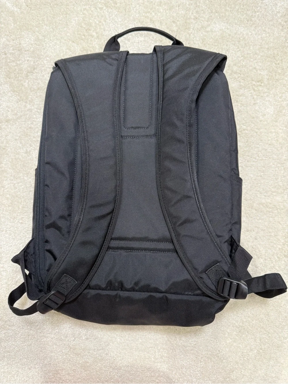 Aveda Institutes Pivot Point Black Padded Backpack Cosmetology Esthetician